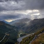 Furkapass: Serpentinen, Gletscher in den Schweizer Alpen